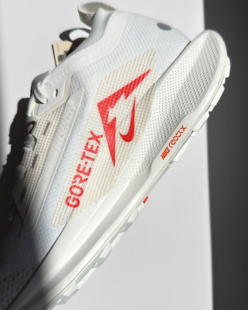 Nik ee Pegasus Trail 5 GORE TEX 409