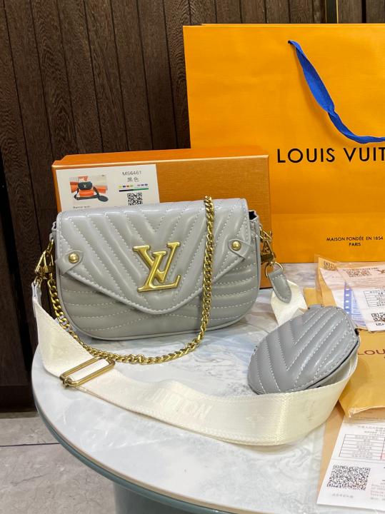 Louis  vuitton new wave multi pochettevariant with box 471