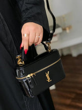 Ysl Saint Laurent Black Gaby Patent Leather Vanity Bag With OG Box & Dust Bag 77106 Mirror Black