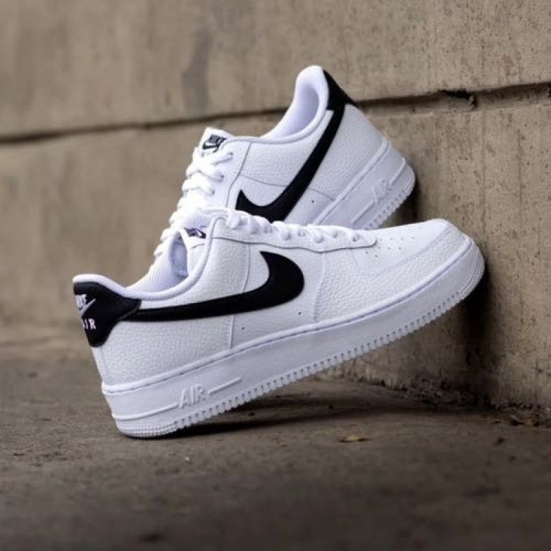 Airforce 1 low white black swoosh