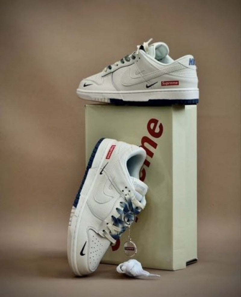 Supreme X Nikee Dunk Low Made By Ideas