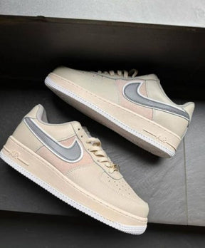 E Airforce 1 low beige 2025