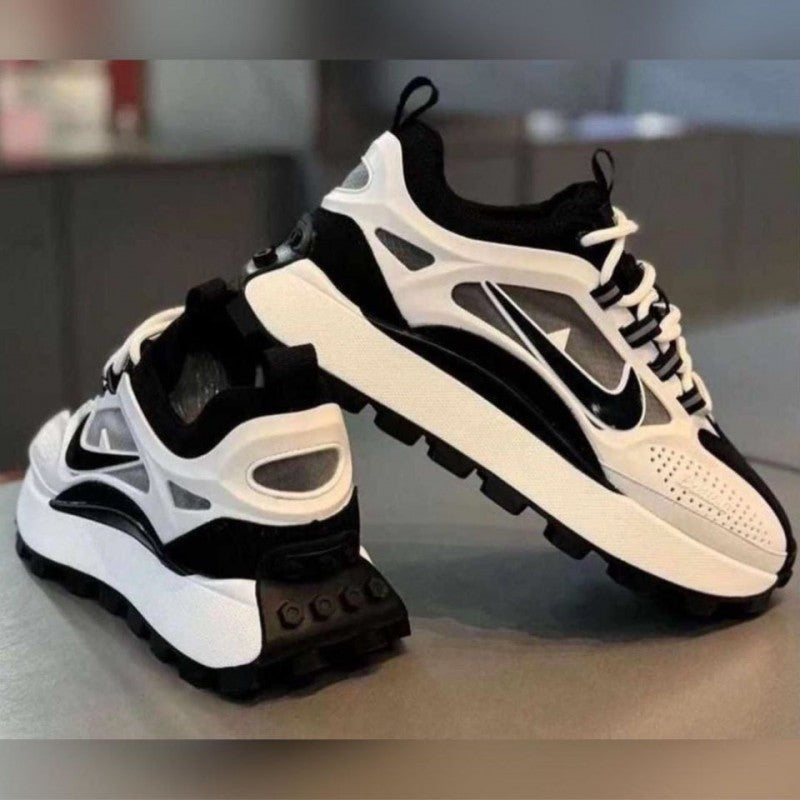 NIk e bailleli platform sneaker black white