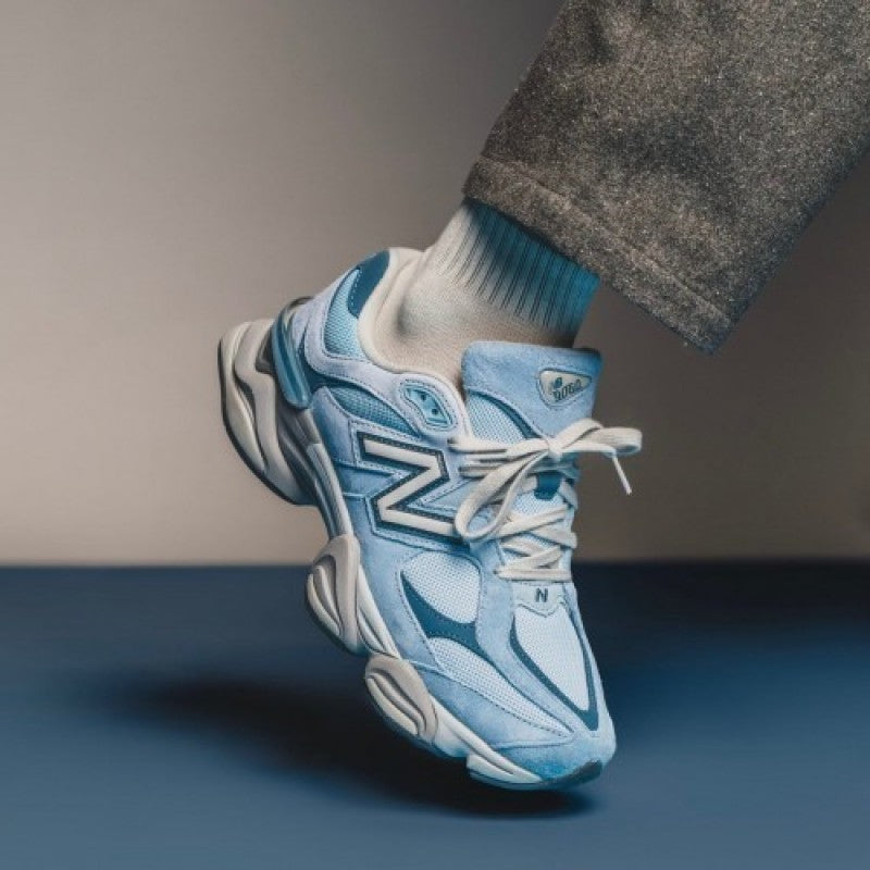 New Balanc.e 9060 Chrome Blue