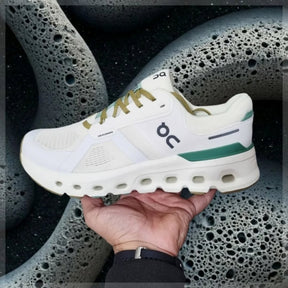 On Cloud Runner 2 Undyed Green