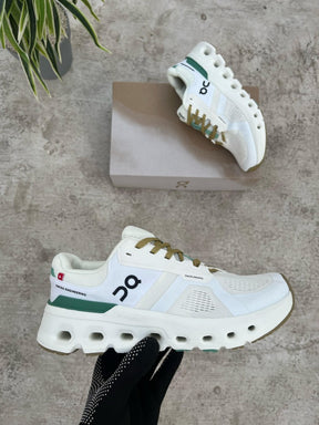 On Cloud Runner 2 Undyed Green