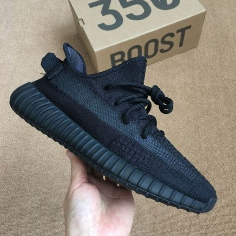 Adidass Yeezy 350 v2 onyx Semi UA With Full Accessories