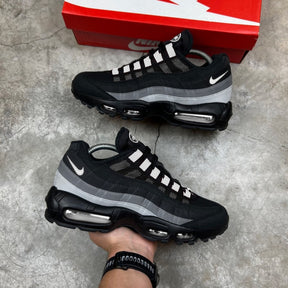 Nik.e Airmax 95 Black Smoke Grey
