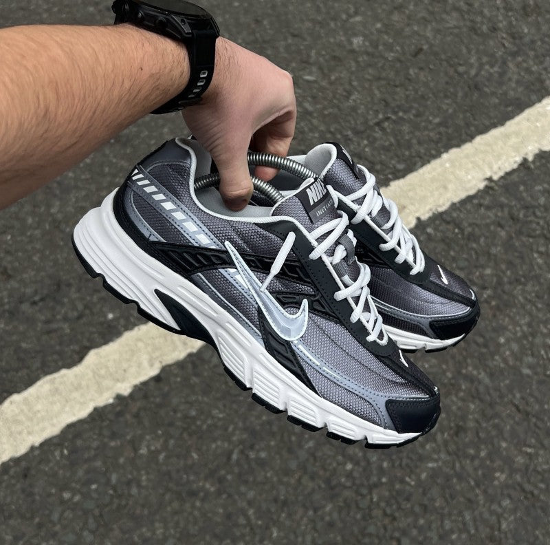 Nikee Initiator Anthracite Smoke Grey