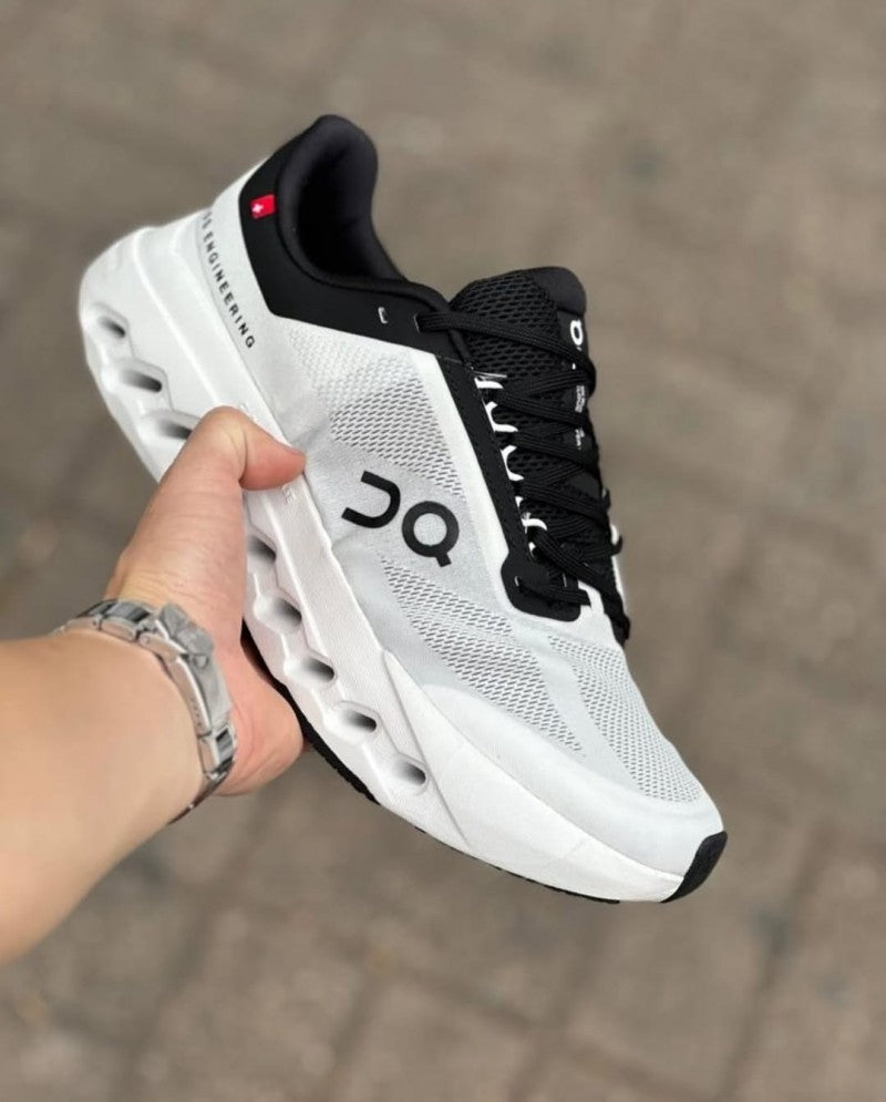 On Running Cloud Surfer Black White