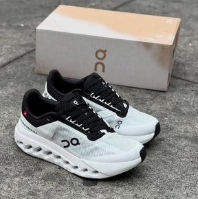 On Running Cloud Surfer Black White