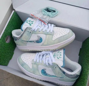 E sb dunk year of the dragon steam puppet