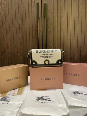 burberr  y vintage logo shoulder bag with box 387