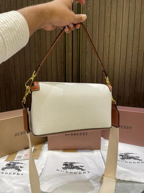 burberr  y vintage logo shoulder bag with box 388