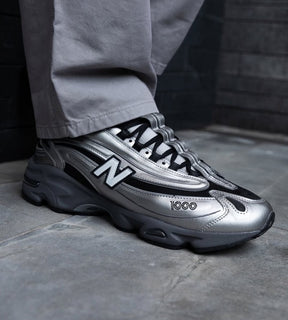 newbalnce 1000 silver Metallic