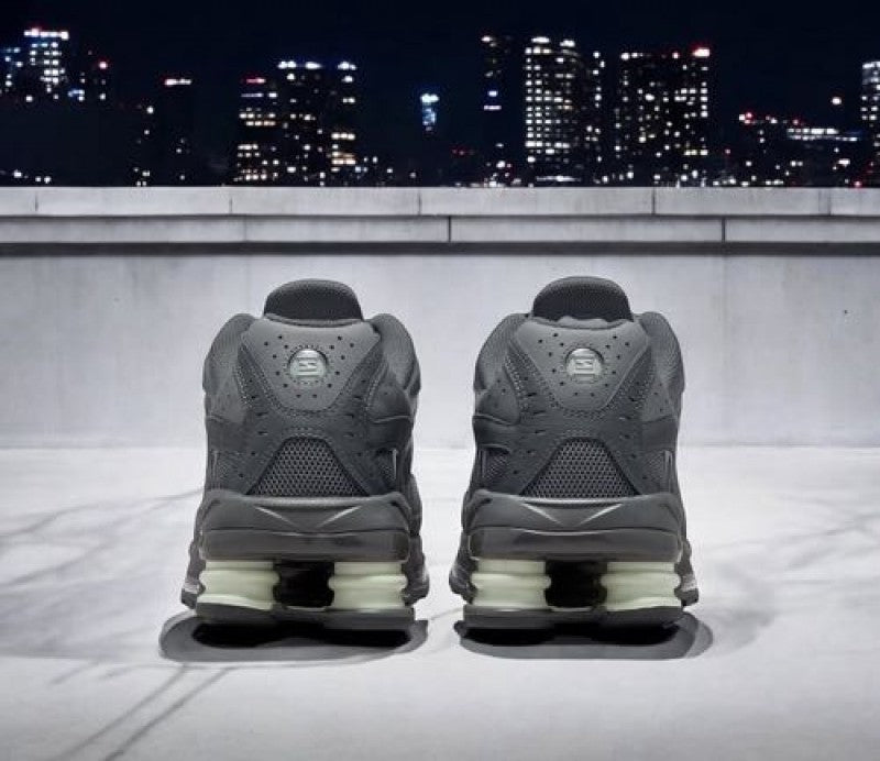 Nik e Shox Ride 2 Anthracite Jade horizon