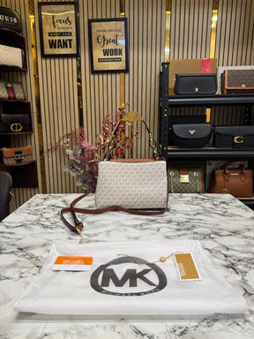 Michael  Kors Shoulder Satchel Bag With Dust Bag (Beige)