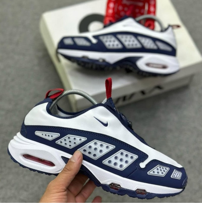 Nikee Airmax SNDR White navy