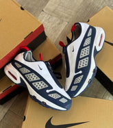 Nikee Airmax SNDR White navy