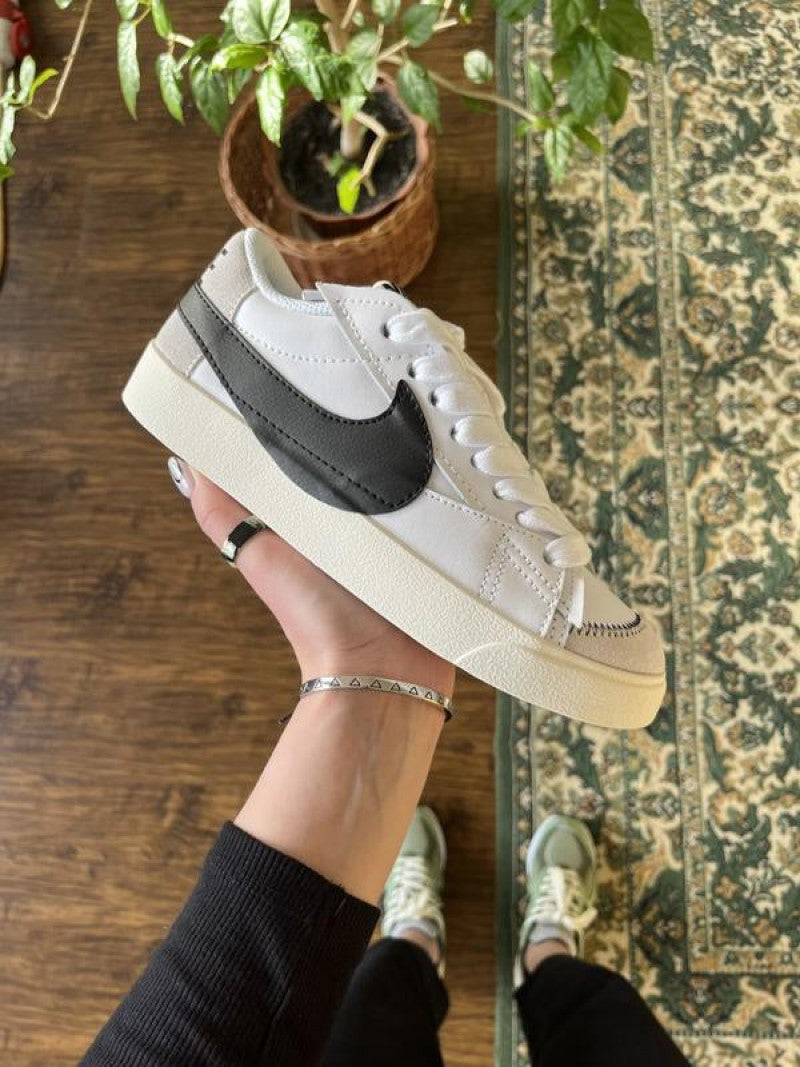 blazer low 77 jumbo white