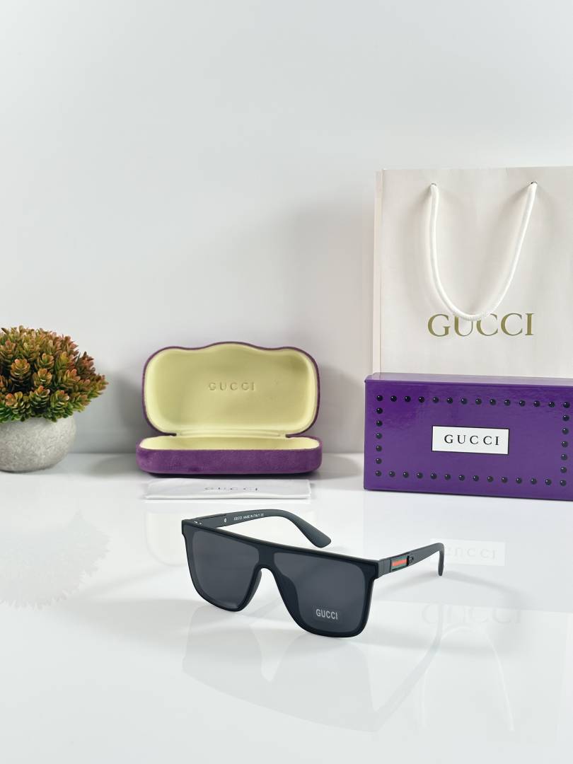 Gucci 0566 Full Black