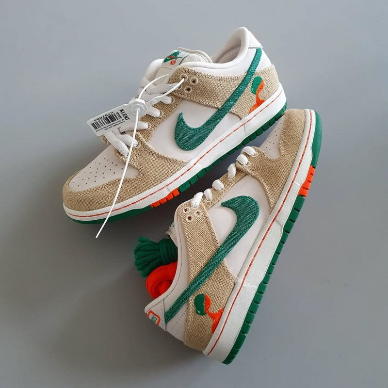 E sb dunk low jerritos