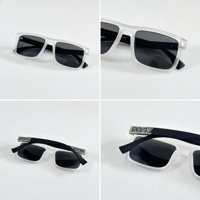 Louis Vuitton 4577 Ice Black