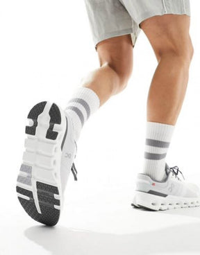 On Cloud Runner 2 Frost Grey