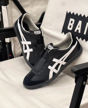 Onitsuka Tiger Tokuten Slip On Black