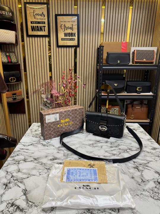 COAC  H GEORGIE SHOULDER BAG IN COLORBLOCK SIGNATURE CANVAS WITH RIVETS & OG BOX AND DUST BAG (BLACK)