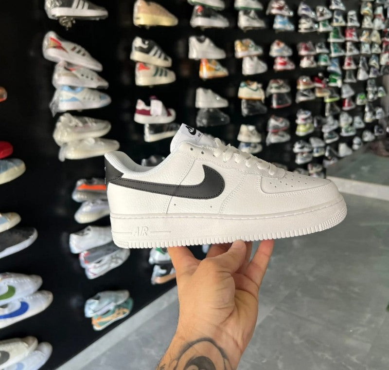 Airforce 1 low white black