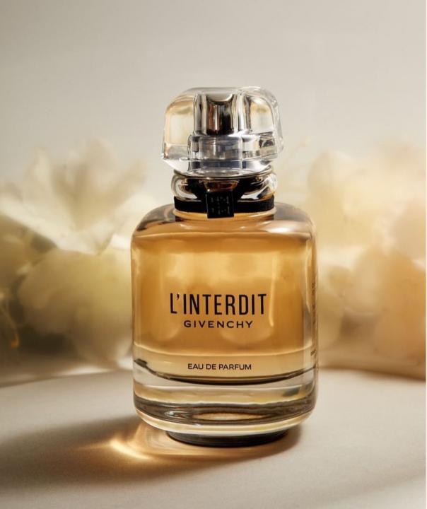 LINTERDIT GIVENCHY