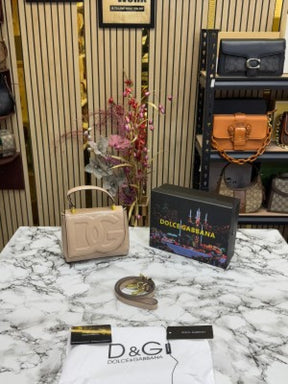 Dolce  &  Gabbana  lacquered  bag  mini  DG Logo  (Cream)