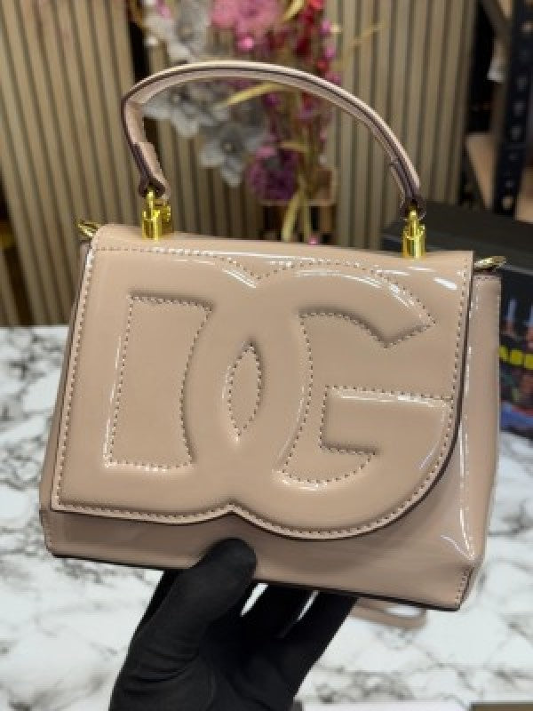 Dolce  &  Gabbana  lacquered  bag  mini  DG Logo  (Cream)