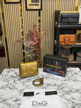 Dolce  &  Gabbana  lacquered  bag  mini  DG Logo  (Gold)