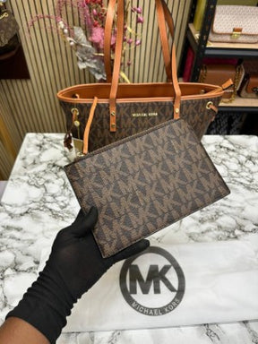 Michael  Kors  MK Voyager Tote Bag With Side Pocket & Dust Bag (Coffee Brown 2003)
