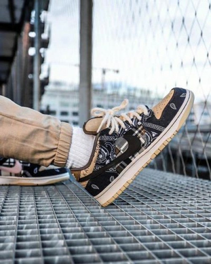 Nikee Sb Dunk Low Travis Scott Bandana Semi UA