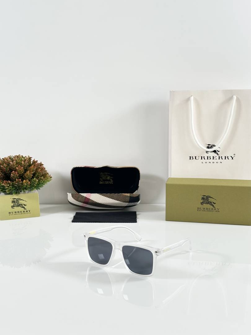 Burberry 4182 Ice Black