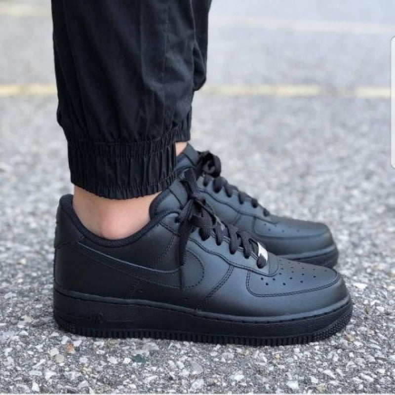 Nikee AirForce 1 Low 07 Triple Black UA Quality With Dust Bag Hand Carry Bag