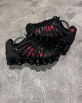 Nikee shox TL Black Red Thermal colour change