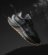 Nikee Sacai Vaporwaffle black gum (1086