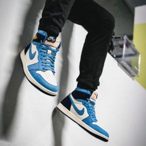 Nikee Air Jordan 1 High First In Flight (1088