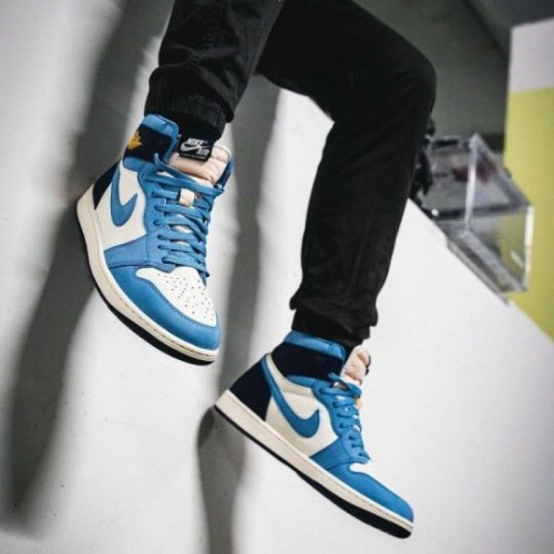 Nikee Air Jordan 1 High First In Flight (1088
