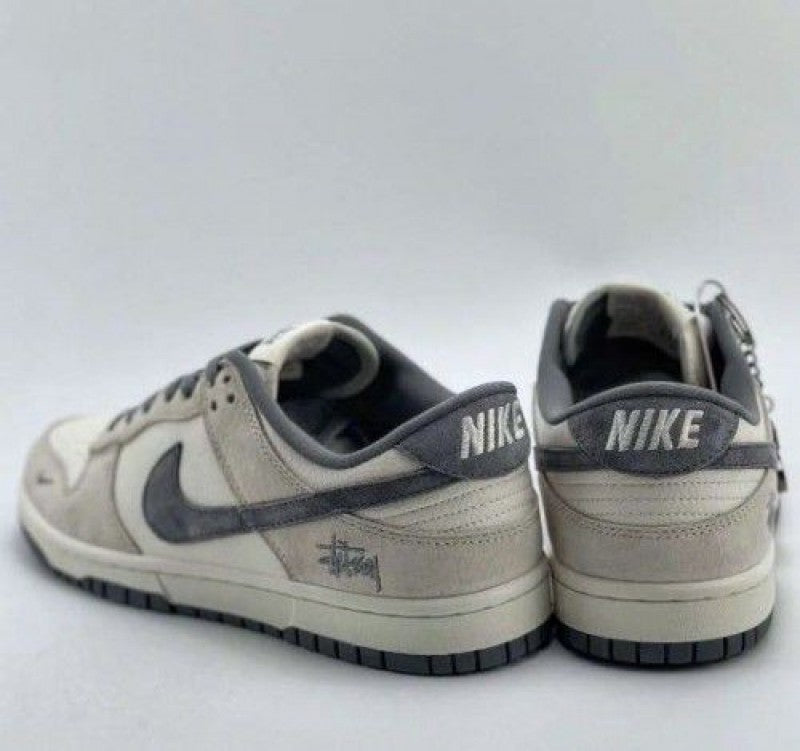 sb dunk low x stussy rice white carbon (1091