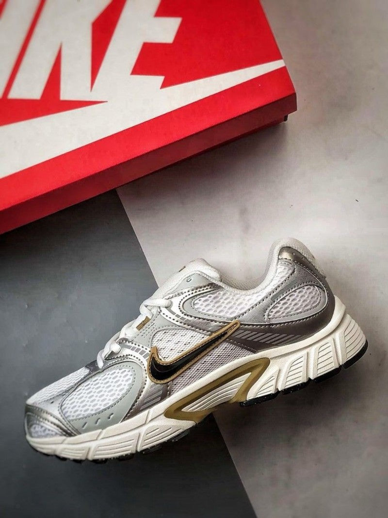 Nik ee V5 RNR Parachute Beige Metallic Pewter shoes