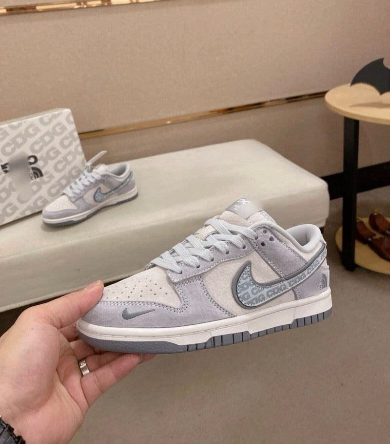 nikee Sb dunk low x NORTH FACe (248