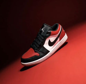 Nikee Air Jordan 1 Low Bred Toe