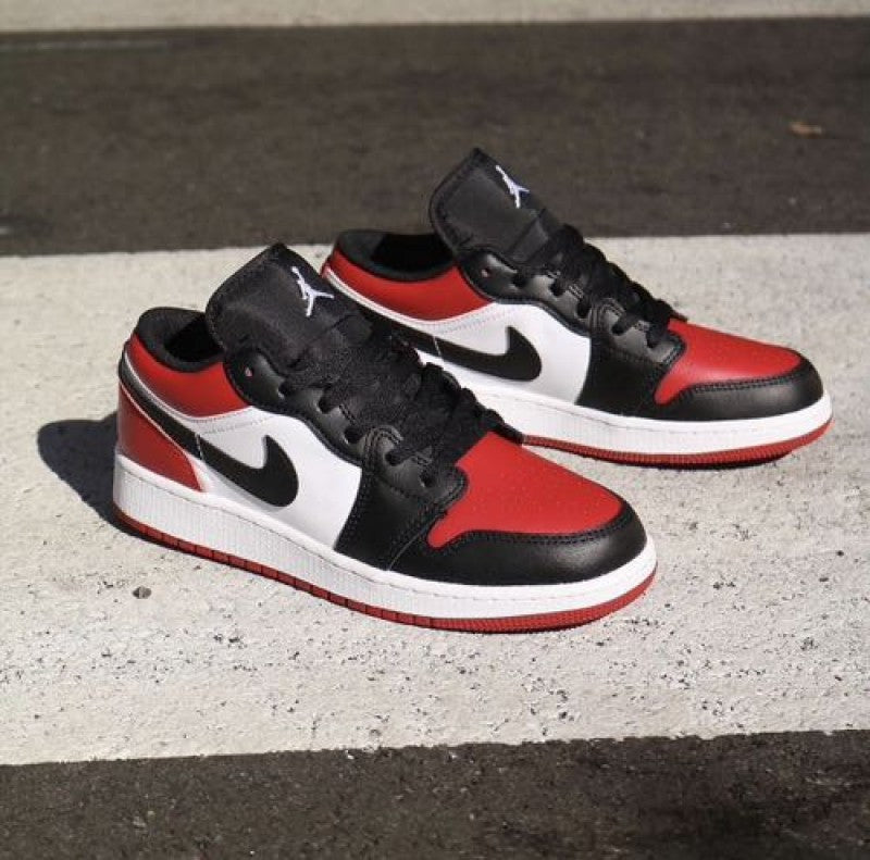 Nikee Air Jordan 1 Low Bred Toe