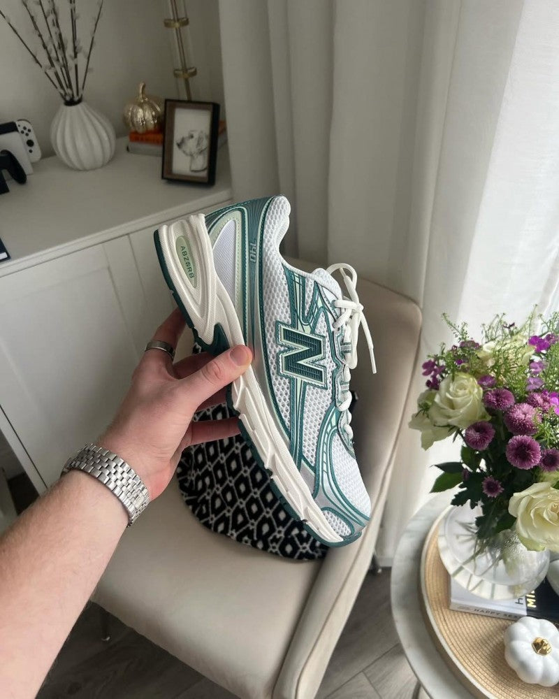 New Balance 740 Marsh Green