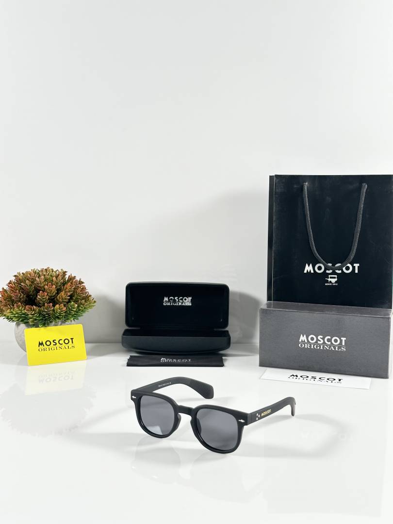 Moscot 120 Black